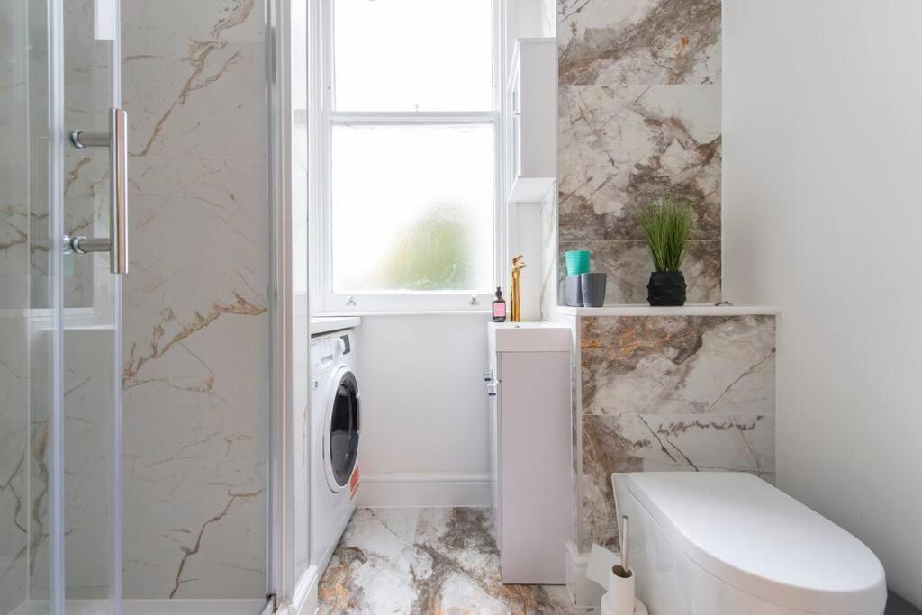 Stunning Notting Hill Not Active *