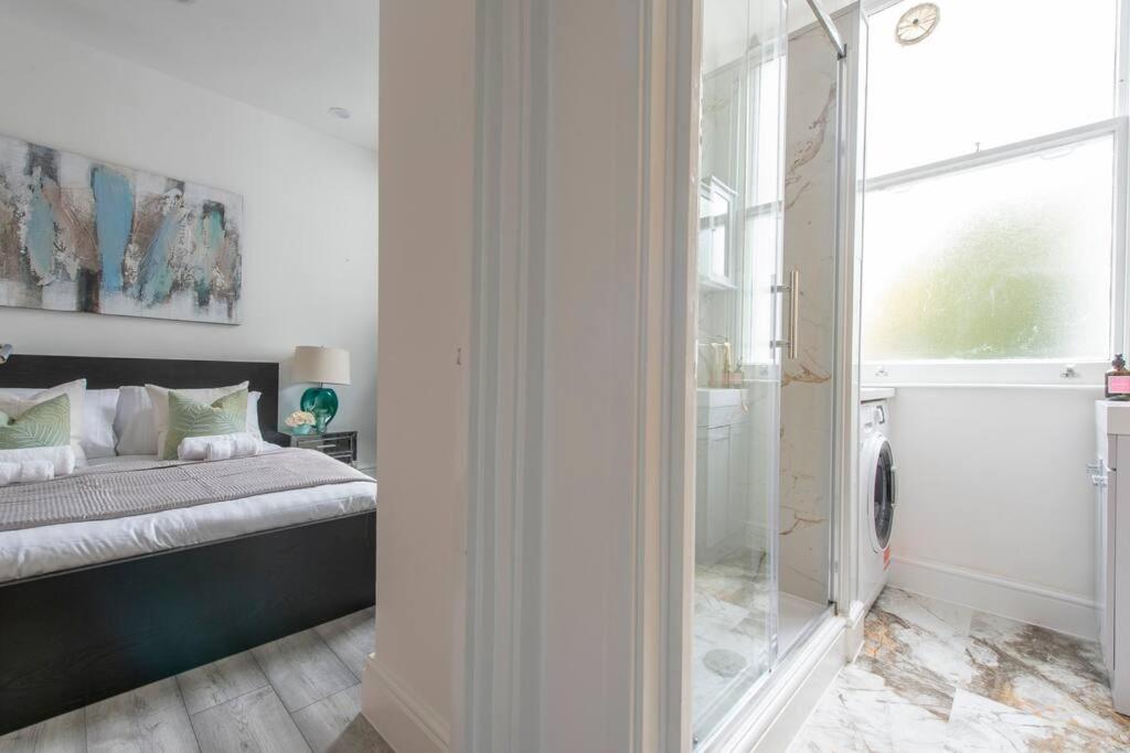 Stunning Notting Hill Not Active *